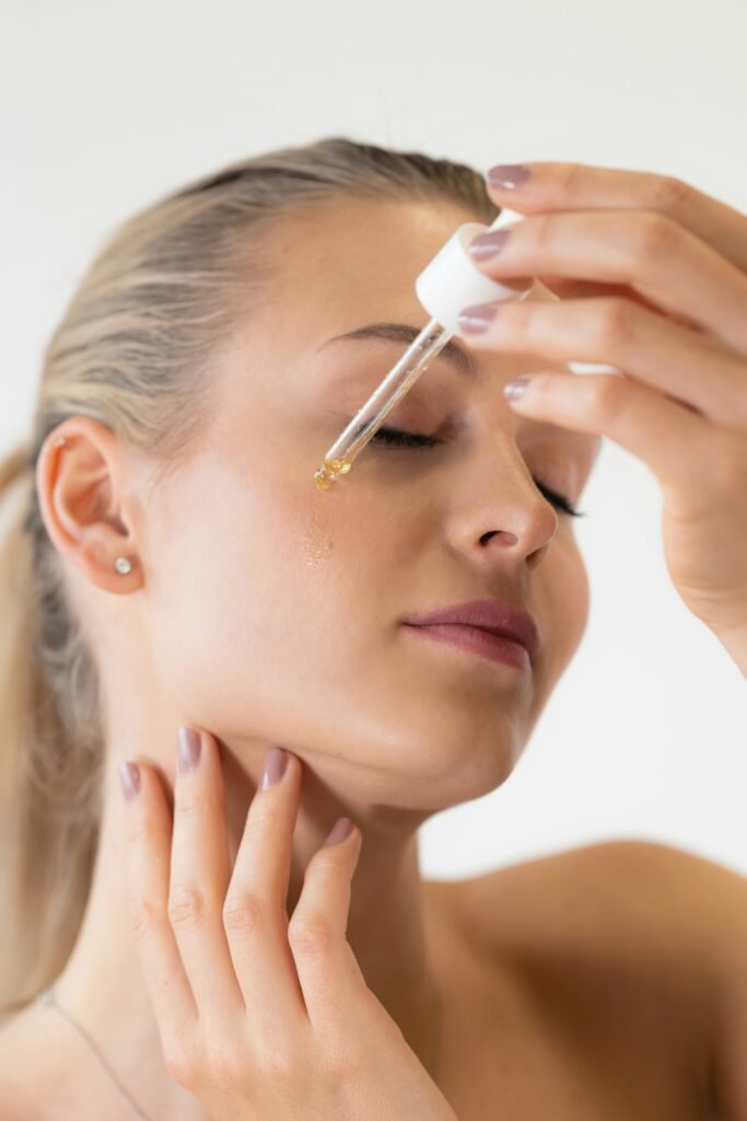 What is the clear liquid that comes out of a pimple? Hidden Causes, Skin Changes & Treatment Tips covering clear drainage, acne, inflammation, healing, irritation, and infection warning signs.