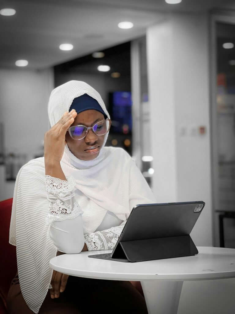 Almawadahit .com Technology What It Is, What It Covers & Powerful Insights guide featuring technology topics, emerging trends, digital applications, and key insights.