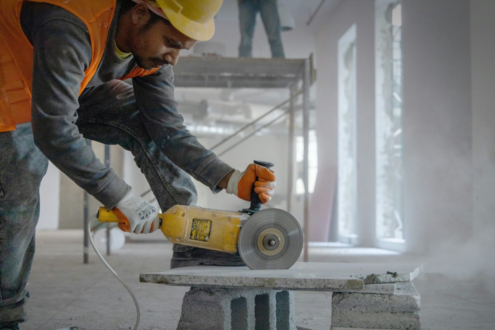 Electric Concrete Saw How to Choose, Use, and Cut Concrete Safely featuring concrete cutting, blade selection, dust control, protective gear, and safe operation.