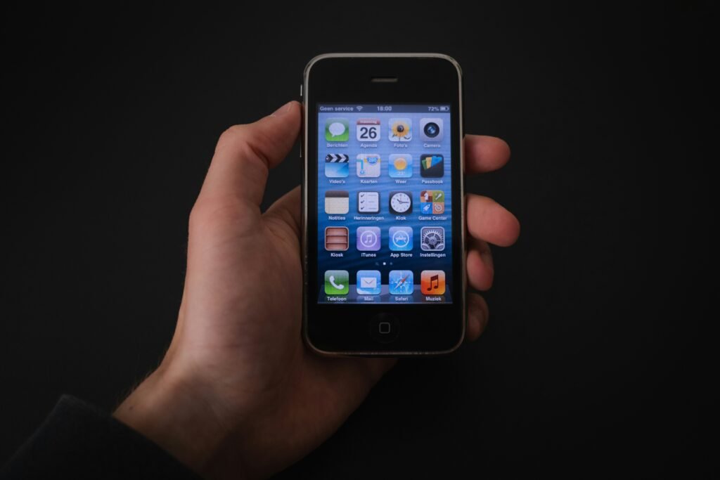 How to Get Your Phone Out of SOS Mode Simple Fixes That Work showing SOS troubleshooting, network settings, SIM checks, and cellular service recovery.