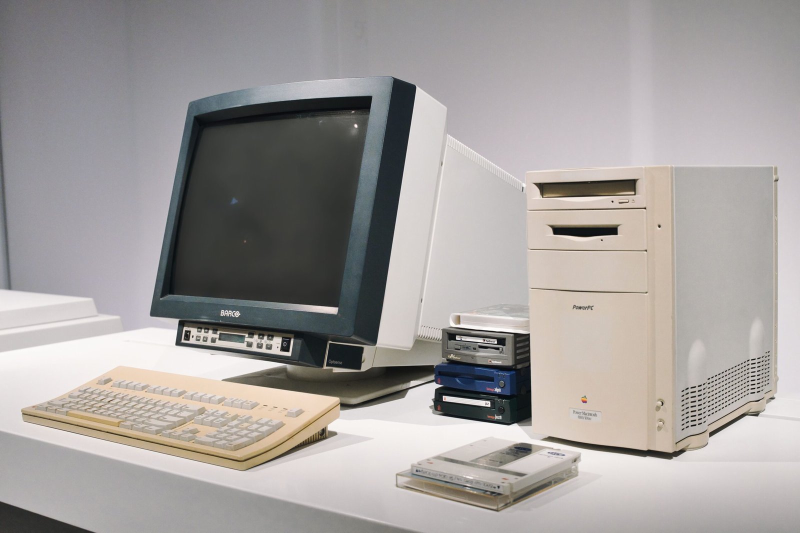 Why Does My PC Randomly Turn Off? Ultimate Causes & Repair Guide