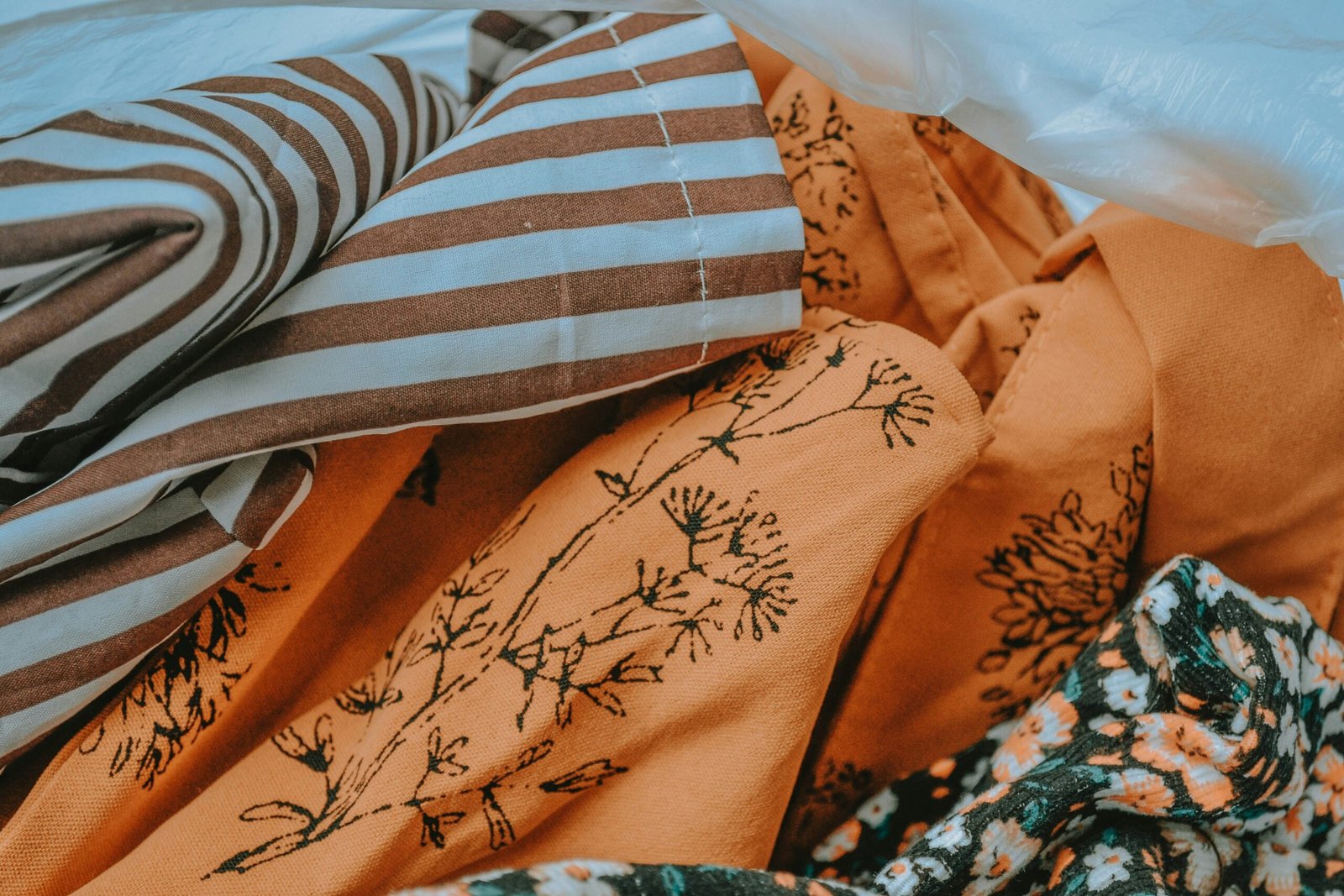How to Get Smell Out of Clothes Complete Fabric Odor Guide featuring odor removal, laundry methods, fabric care, washing tips, and fresh clothing.
